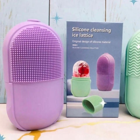 Gray helmet for bikers